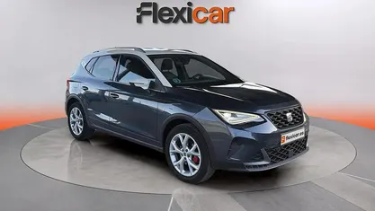Usado Seat Arona FR 150 CV (110 kW) 2023 SUV
