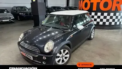 Używany Mini Cooper 116 KM (85 kW) 2006 Niebieski Hatchback
