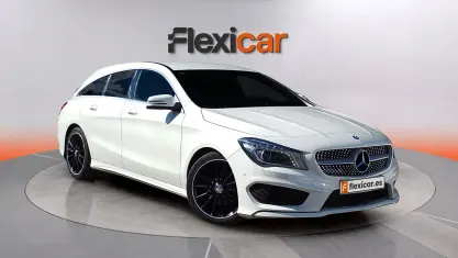 Usado Mercedes CLA200 136 CV (100 kW) 2016 Blanco Coupe