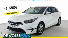 Blanco Usado 2023 Kia Ceed Berlina | 18.490 € (Precio justo)