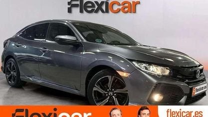 Usado Honda Civic Comfort 129 CV (94 kW) 2019 Gris Utilitario