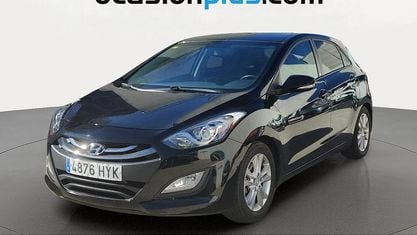 Käytetty Hyundai i30 GO! 101 HP (74 kW) 2014 Musta Viistoperä