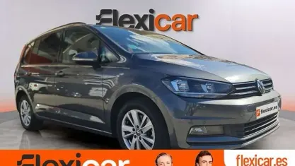 Usado VW Touran Advance 150 CV (110 kW) 2020 Gris Monovolumen