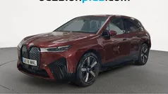 Rojo Usado 2024 BMW iX SUV | 68.991 € (Precio justo)
