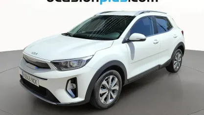 Usado Kia Stonic 101 CV (74 kW) 2025 Blanco SUV