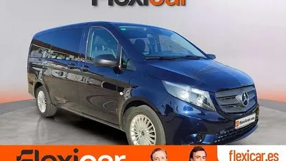 Usado Mercedes Vito 136 CV (100 kW) 2019 Azul Van