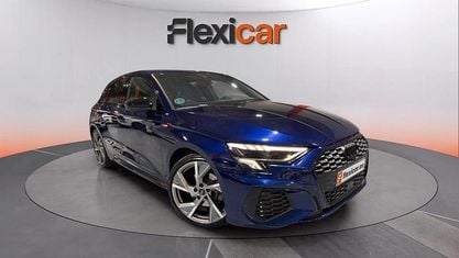 Używany Audi A3 Premium 150 KM (110 kW) 2023 Niebieski Sedan/Limuzyna