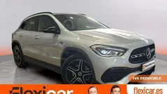 Gris / plata Usado 2021 Mercedes GLA250 SUV | 33.990 € (Precio justo)