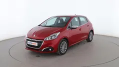 Rojo Usado 2016 Peugeot 208 Allure Utilitario | 9399 € (Precio justo)
