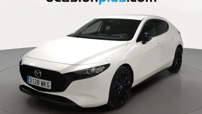 Usado Mazda 3 Homura-Line 122 CV (89 kW) 2023 Blanco Utilitario
