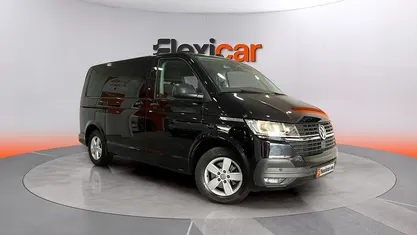 Usado VW Multivan 150 CV (110 kW) 2021 Negro Van