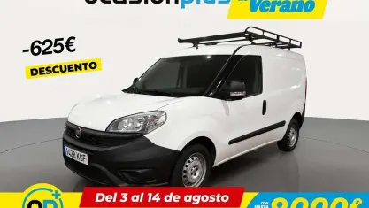 Usado Fiat Doblò 95 CV (69 kW) 2017 Blanco Monovolumen