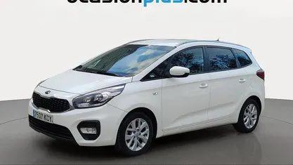 Usado Kia Carens 136 CV (100 kW) 2017 Blanco Monovolumen
