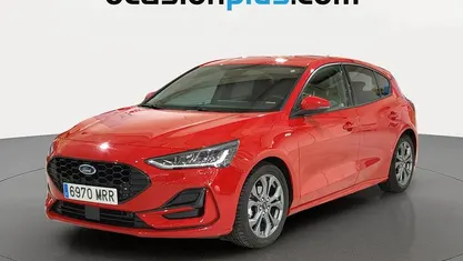 Usado Ford Focus ST-Line 155 CV (114 kW) 2024 Rojo Utilitario