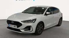Gris plata Usado 2024 Ford Focus ST-Line Utilitario | 20.810 € (Precio justo)