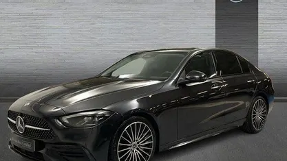 Usado 2023 Mercedes C220 AMG line Berlina | 42.500 € (Precio justo)