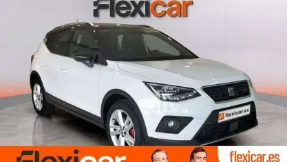 Usado Seat Arona FR 150 CV (110 kW) 2019 Blanco SUV