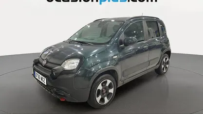 Usado Fiat Panda Cross Cross 70 CV (51 kW) 2023 Verde Utilitario