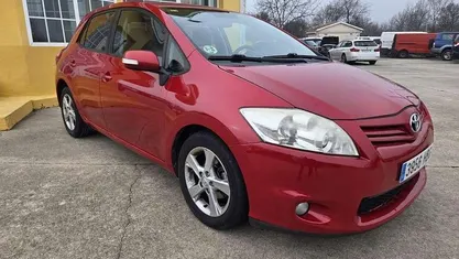 Usado Toyota Auris Active 90 CV (66 kW) 2011 Burdeos Utilitario
