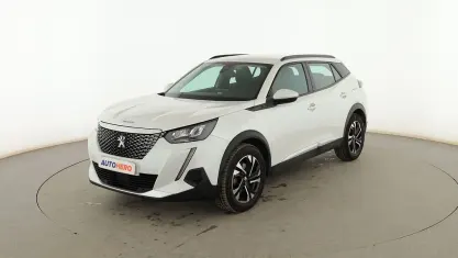 Usado Peugeot e-2008 Allure 100 kW (136 CV) 2020 Blanco SUV
