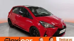 Rojo Usado 2019 Toyota Yaris Hybrid Sport Berlina | 16.890 € (Un poco caro)