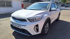 Usado 2024 Kia Stonic SUV | 17.990 € (Precio justo)