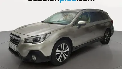Usado Subaru Outback 173 CV (127 kW) 2018 Gris plata Familiar