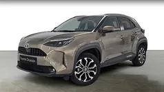 Blanco Usado 2024 Toyota Yaris Hybrid Active Recogida | 25.490 € (Precio justo)