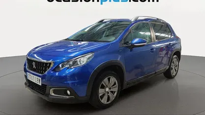 Usado Peugeot 2008 Signature Sky 110 CV (80 kW) 2019 Azul SUV