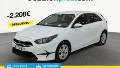 Usado 2023 Kia Ceed Berlina | 17.690 € (Precio justo)