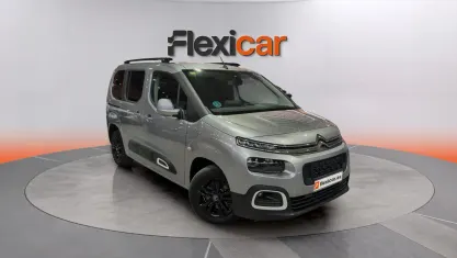 Usado Citroën Berlingo Feel 131 CV (96 kW) 2020 Gris Monovolumen