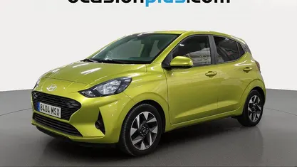 Usado Hyundai i10 67 CV (49 kW) 2024 Verde Utilitario