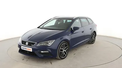 Usado Seat Leon FR 190 CV (139 kW) 2019 Azul Familiar