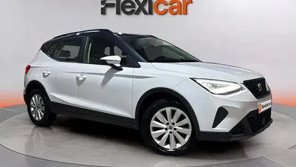 Usado Seat Arona Style 116 CV (85 kW) 2022 SUV