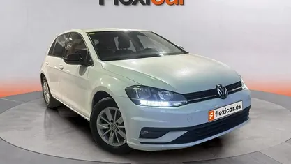Blanco Usado 2017 VW Golf Advance Berlina | 10.990 € (Super precio)
