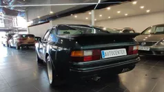 Porsche 944