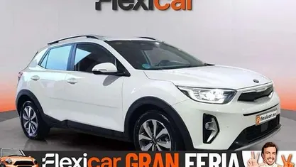 Usado Kia Stonic 101 CV (74 kW) 2021 Blanco SUV