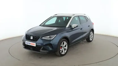 Usado Seat Arona FR 150 CV (110 kW) 2023 Gris SUV