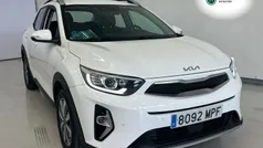 Usado 2024 Kia Stonic SUV | 19.900 € (Precio justo)