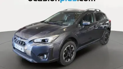Usado Subaru XV Sport 114 CV (83 kW) 2022 Gris SUV