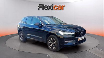Käytetty Volvo XC60 Momentum 190 HP (139 kW) 2021 Musta Katumaasturi