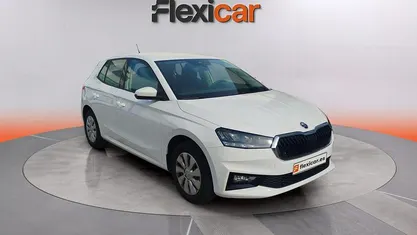 Usado Skoda Fabia 80 CV (58 kW) 2025 Utilitario