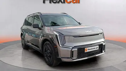 Gris Usado 2024 Kia EV9 GT-Line SUV | 62.990 € (Super precio)