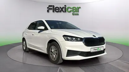 Usado Skoda Fabia Ambition 95 CV (69 kW) 2023 Utilitario