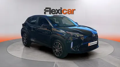 Usado Toyota Yaris Hybrid Sport 130 CV (95 kW) 2024 Negro