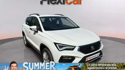 Usado Seat Ateca Style 150 CV (110 kW) 2023 Blanco SUV
