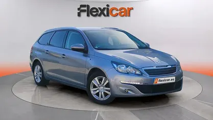 Usado Peugeot 308 SW Access 110 CV (80 kW) 2016 Gris Familiar