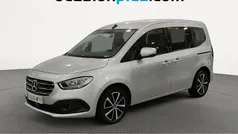 Blanco Usado 2023 Mercedes 180 Berlina | 23.991 € (Precio justo)