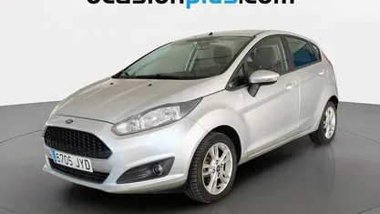 Usado 2017 Ford Fiesta Trend Utilitario | 7584 € (Precio justo)