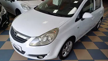 Usado Opel Corsa Essentia 80 CV (58 kW) 2009 Utilitario